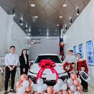 Mua xe tại Huế: so xe xăng, hybrid và xe điện
